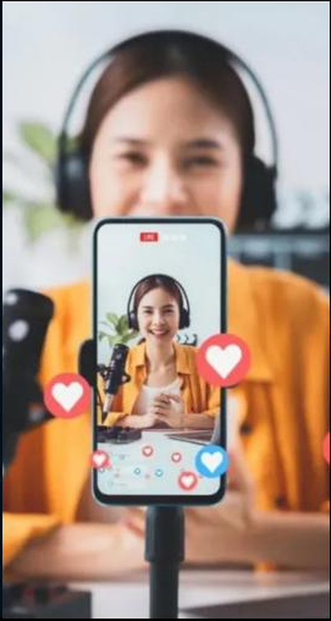 Creator hosting a live shopping session with a phone on a tripod